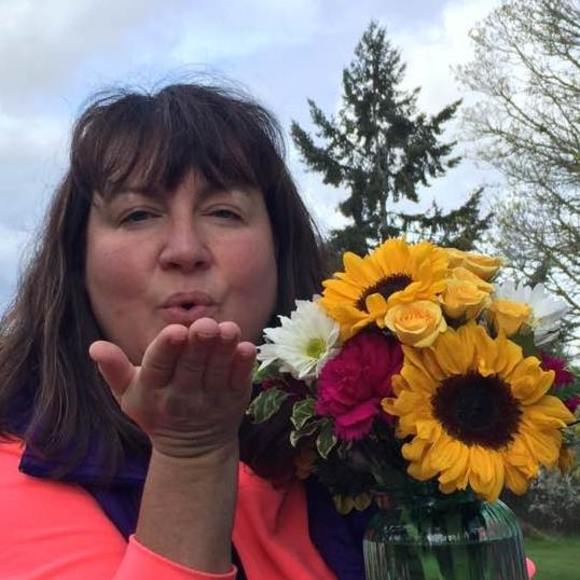 Meet your Posher, Sharon - Picture 1 of 1